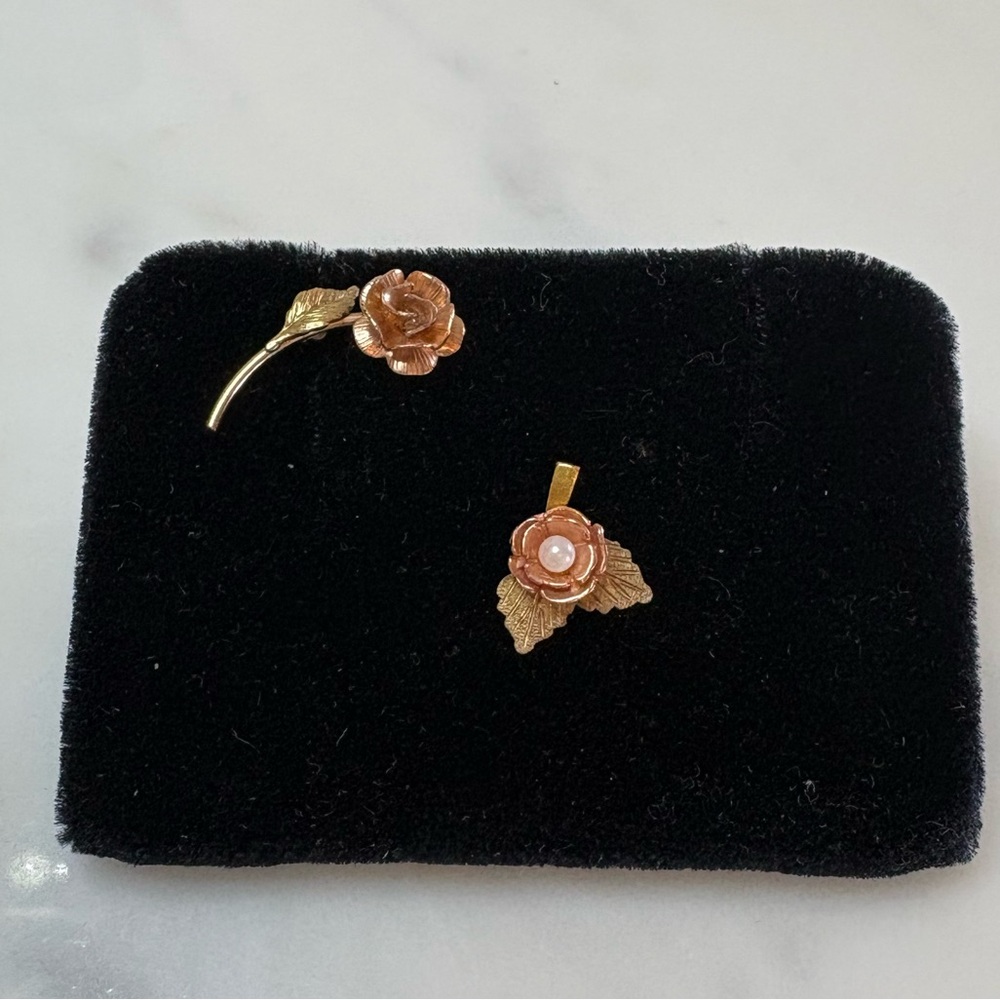 Vintage CRAFT 10K Two-tone Gold Rose w Pearl Pedant & Rose Stick Pin Jewelry